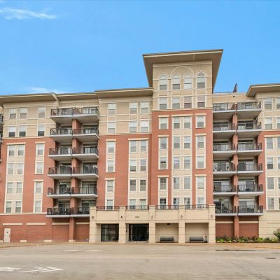 656 Pearson Street #201, Des Plaines, IL 60016